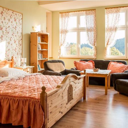 Ria Apartment Vyhlidka Κάρλοβι Βάρι Εξωτερικό φωτογραφία